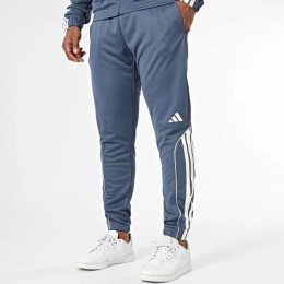 CHANDAL         MIRAR Y PEDIR SI ES BUENO